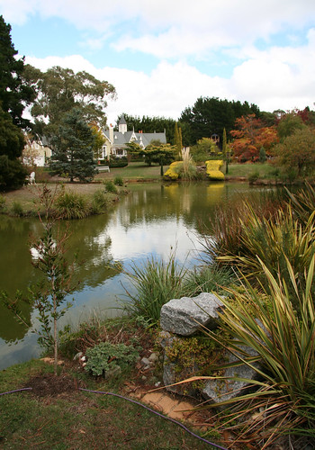 autumn reflection garden landscape lewisham australia victoria mtmacedon