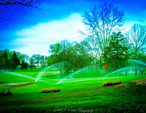 green golf illinois sprinkler countryclub fairway carmi