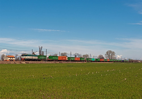 railroad railway trains bahn lombardia mau freighttrain ferrovia treni pavese caimano e655 nikond90 alpc guterzuge tc55142