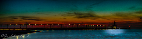 sunset lighthouse pano lakemichigan washingtonpark photographyforrecreation photographyforrecreationeliteclub