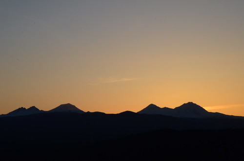 park sunset mountains silhouette oregon bend viewpoint piotbutte pilotbuttestatescenicviewpoint