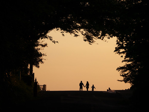 street sunset silhouette japan panasonic shizuoka m43 dmcg5 gettyimagesjapan13q2