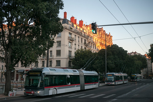 street morning france building sunrise lyon tram rhonealpes 2012falllyon