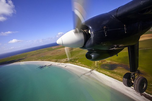 blue sea summer sky seascape beach island bay flying sand orkney sunny aerial islander propeller brittennorman loganair sanday backaskaill