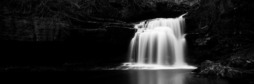 longexposure water blackwhite waterfall yorkshire monotone yorkshiredales westburton cauldronfalls matthewnuttallphotography