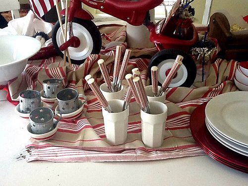 red white and blue centerpiece, Memorial Day Table decor, 4th of July table decor, red tricycle, Red white and Blue