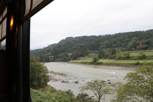 新潟 津南町 train view river 信濃川 japan niigata おいこっと joyfultrain jr jr東日本
