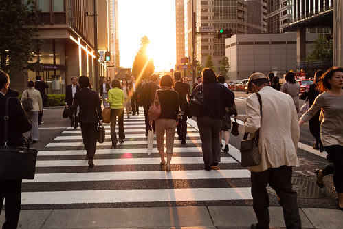 sunset japan tokyo pedestrians pedestriancrossing sonydscrx100