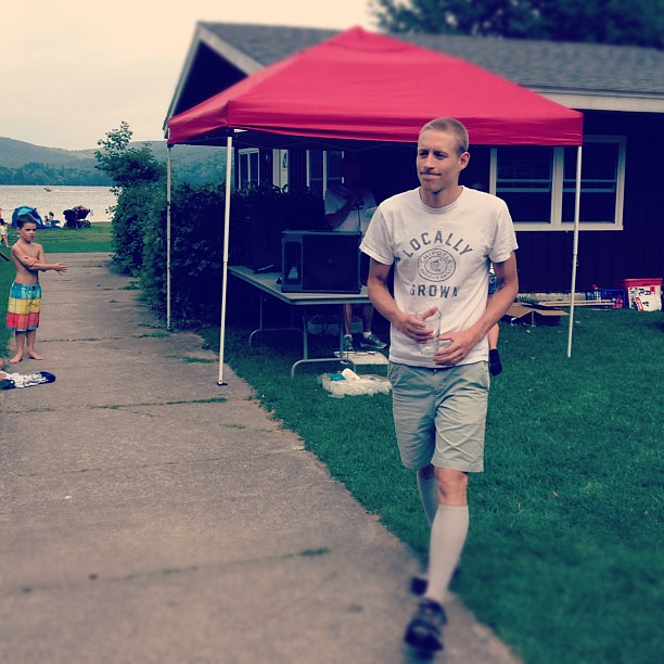 Watching @triathlonbrett accept his first place glass/trophy in his @ChipotleTweets shirt. #vermontsun #latergram