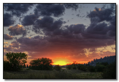 sunset summer color clouds washington spokane spokaneriver centennialtrail arborcrestwinery