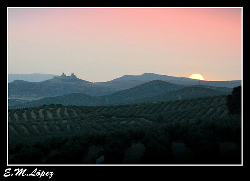 sunset sol landscape atardecer paisaje agosto cielo verano puestadesol jaen montañas 2012 montes olivar alcalálareal