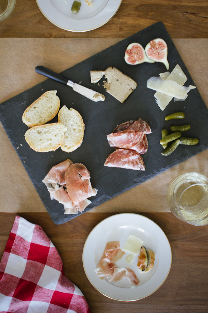 How To Put Together a Charcuterie Plate