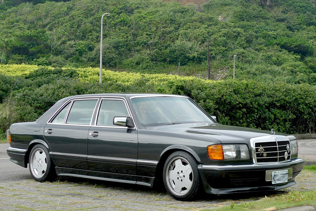 The W126 SEL "Longbody" History & Picture Thread Page 4