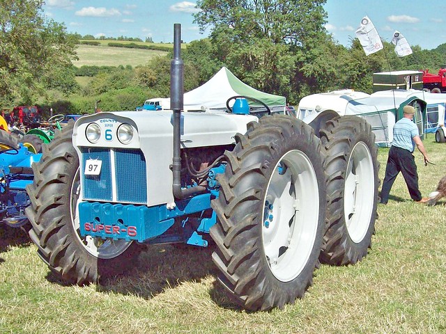 6 County ford super tractor