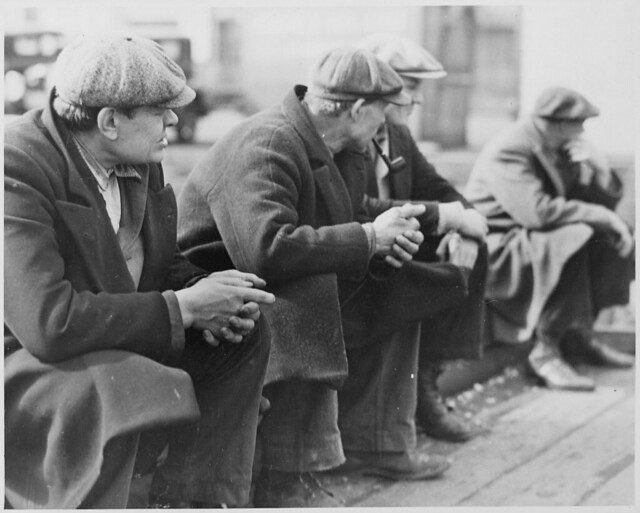 Row of men at the New York City docks out of work during the depression, 1934