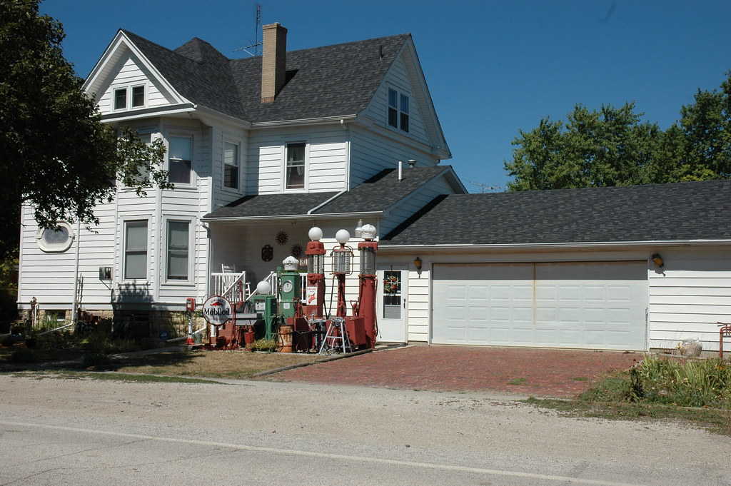 Gas Pump House, Odell, IL