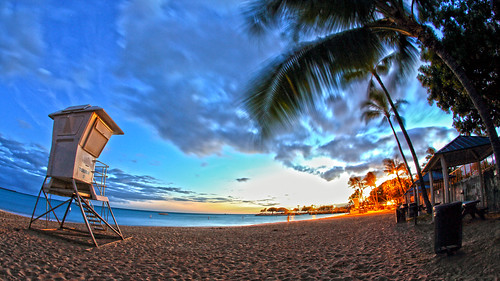 sunset beach canon eos sand dusk 1740mm lifeguardtower hickam hickamafb canonef1740mmf4l markpayton hickambeach canon5dmkiii 5dmkiii missoulaphotographer markpaytonphotography