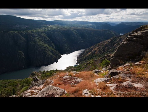 nature rio canon contraluz agua sigma paisaje galicia lugo reflejos cañones canoneos50d kikematas pse8 sigma1020f35exdchsm miradordosil