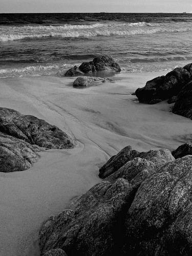 sea beach nature rock blackwhite sand sony za distagont224 a77v