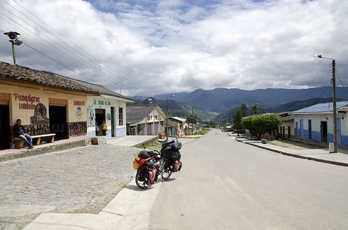 colombia provincia leticia huila città