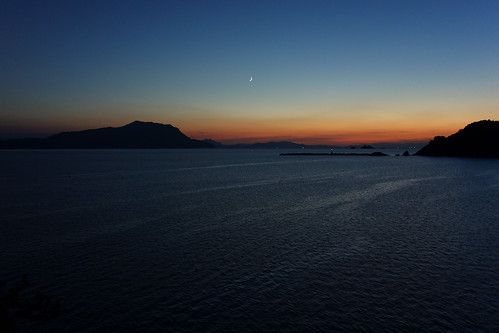 sea moon evening bay twilight dusk 夕暮れ 海 夕方 月 wakasawan 湾 残照 若狭湾 dscrx100 wakasabay