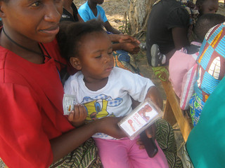 Mother and child with Kit Yamoyo