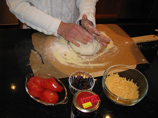 7799045542 dde3d8eea6 n The Secret Art of Making Pizza At Home