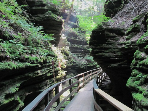 sun wisconsin river natural state canyon beam area boardwalk witches dells gulch