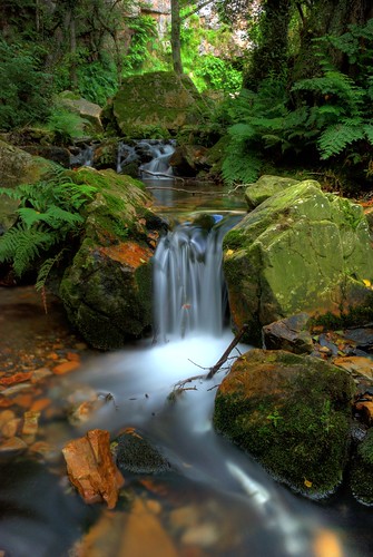 longexposure creek waterfall spain nikon stream asturias bach le nd hdr spanien oneta asturia d80 eyecandi roberthawke robhawke
