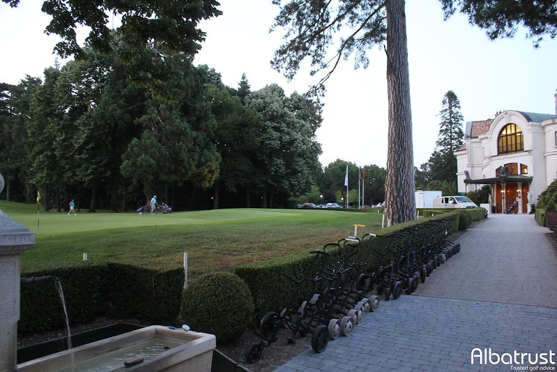 photo du golf Domaine Impérial - Club House - ProShop