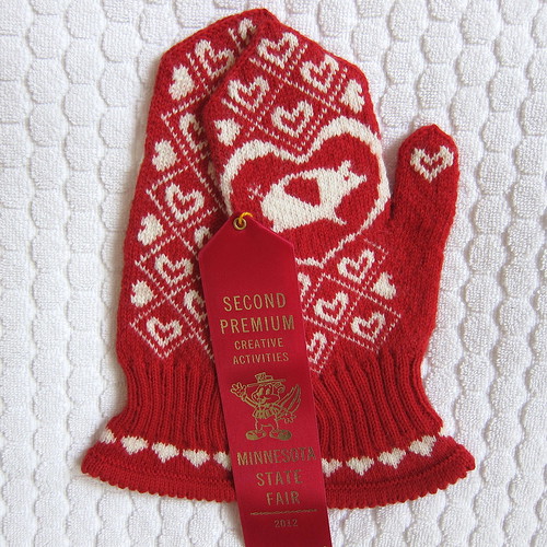 Flying Pig Mittens