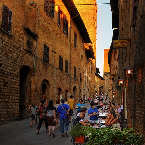 old city light sunset red summer sky italy orange sunlight house colour tower colors sunshine wall fairytale bar night evening high topf50 san artist italia ray glow berries estate gimignano heart wine small inspired dry ground vessel exhibit tourist unesco hills vineyards valley tuscany grapes villa chianti belle vista strong layers summertime wildflowers taste roads sangimignano middle product viewpoint ages fruity sculptor rubby vino torri tuscan delle cultivated hillsides harmonious 50faves provinceofsiena