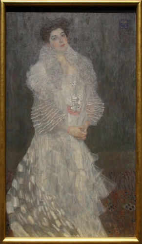 Gustav Klimt - Portrait of Hermine Gallia 1904