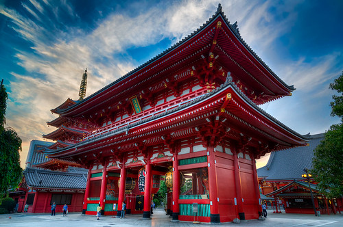 sunset red japan clouds canon sensoji tokyo pagoda gate shrine 5 story lantern asakusa hdr hozomon 浅草寺 24105mm 宝蔵門 5d3