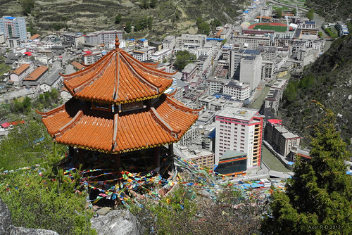 china temple sichuan kangding