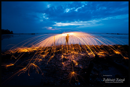 blue people yellow sunrise photography sparks brunei manfrotto steelwool 1635mm airbiscuit nikond700 mentiri nikonflickraward spg200