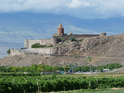 Khor Virap aneb Jak jsem se v Arménii (ne)stal kmotrem