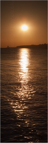 morning sea reflection sunrise golden early kent peaceful east sparkle tranquil verticalpanorama hernebay reculver