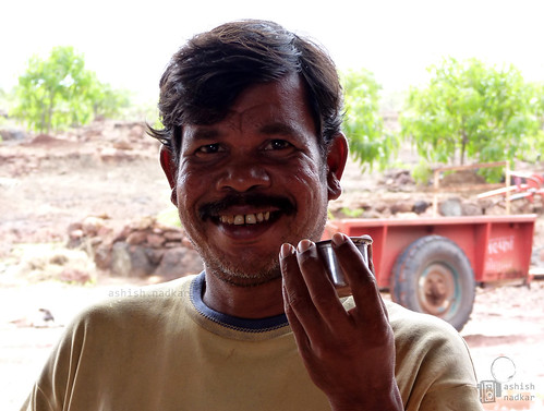 portrait people india color work happy countryside photo village emotion tea expression happiness maharashtra farmer konkan