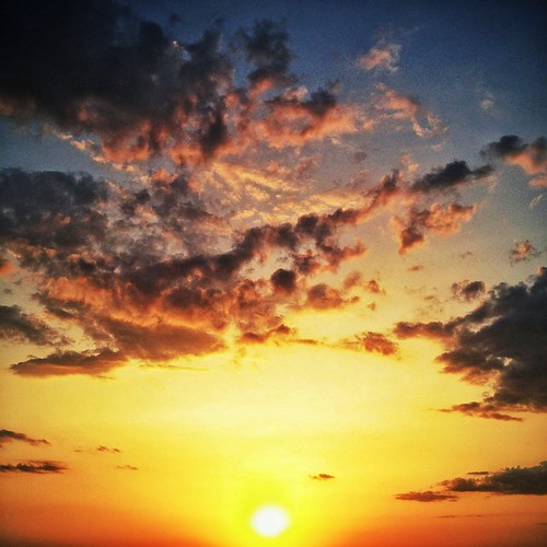 sunset tcu fortworth sundancesquare dallastx texassky josephhaubert iphoneography kimbleartmuseum instagram