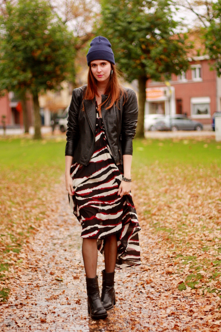 Grungy Maxi with a Beanie - THE STYLING DUTCHMAN.