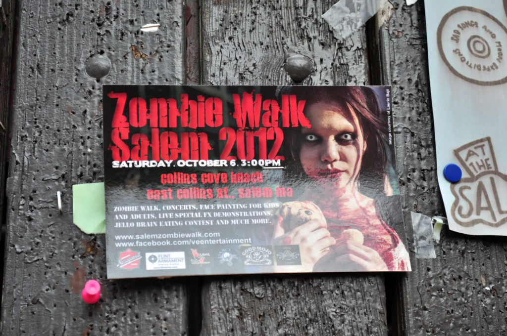 De todos los eventos, el Zombie Walk es uno de los más famosos, miles de personas de visten de "muerte" para celebrar la llegada del día de Halloween