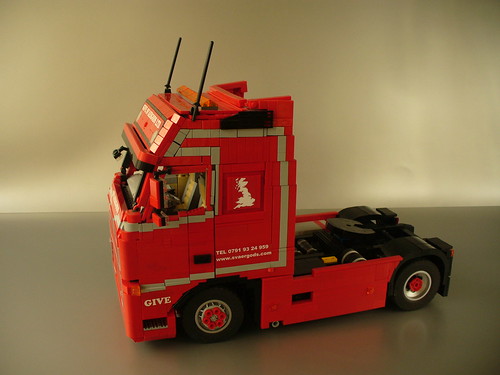 light red truck grey volvo model with lego diesel sweden interior detroit tan give custom moc bluish rolands fh16 kirpis sweish svaergods dd15