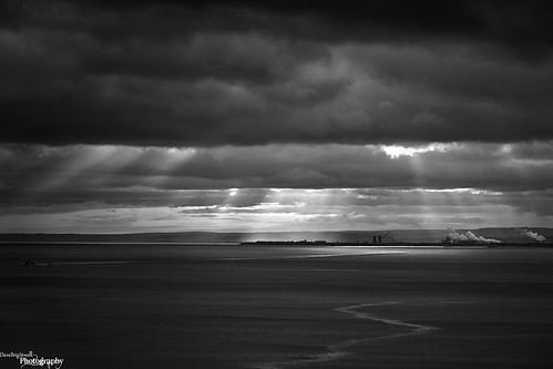 light sea bw seascape clouds canon mono power cleveland cliffs rays hawthorn redsnapper hartlepool easington davebrightwell