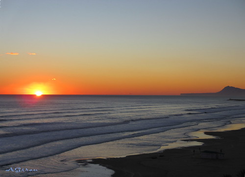 sol mar flickr alba playa amanecer monte montaña naranja olas montgo marmediterraneo agirau agirauflickr