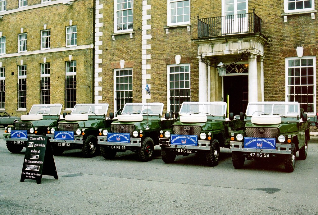 HAC Ceremonial Lightweight Land Rovers - Honourable Artillery Company