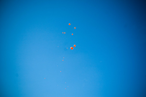 Releasing balloons from the Kia