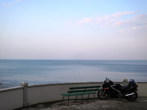 morning sea italy bike sunrise bench mare ride alba riding biking motorcycle rider livorno viaggio kawasaki mattino panchina motocicletta zzr