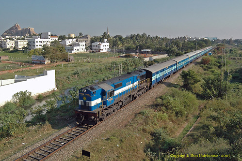 india tamilnadu trichy rockfort southernrailway indianrailways 11106 tiruchchirappalli wdm3d