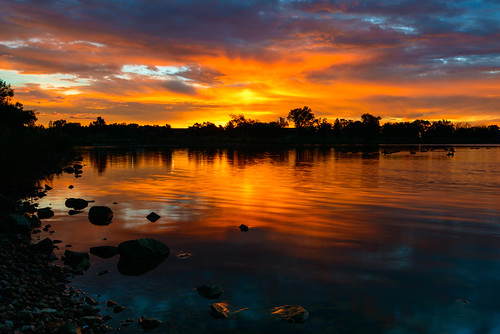sunrise reflection glow water clouds prospectlake coloradosprings memorialpark geese cplfilter glowingrocks